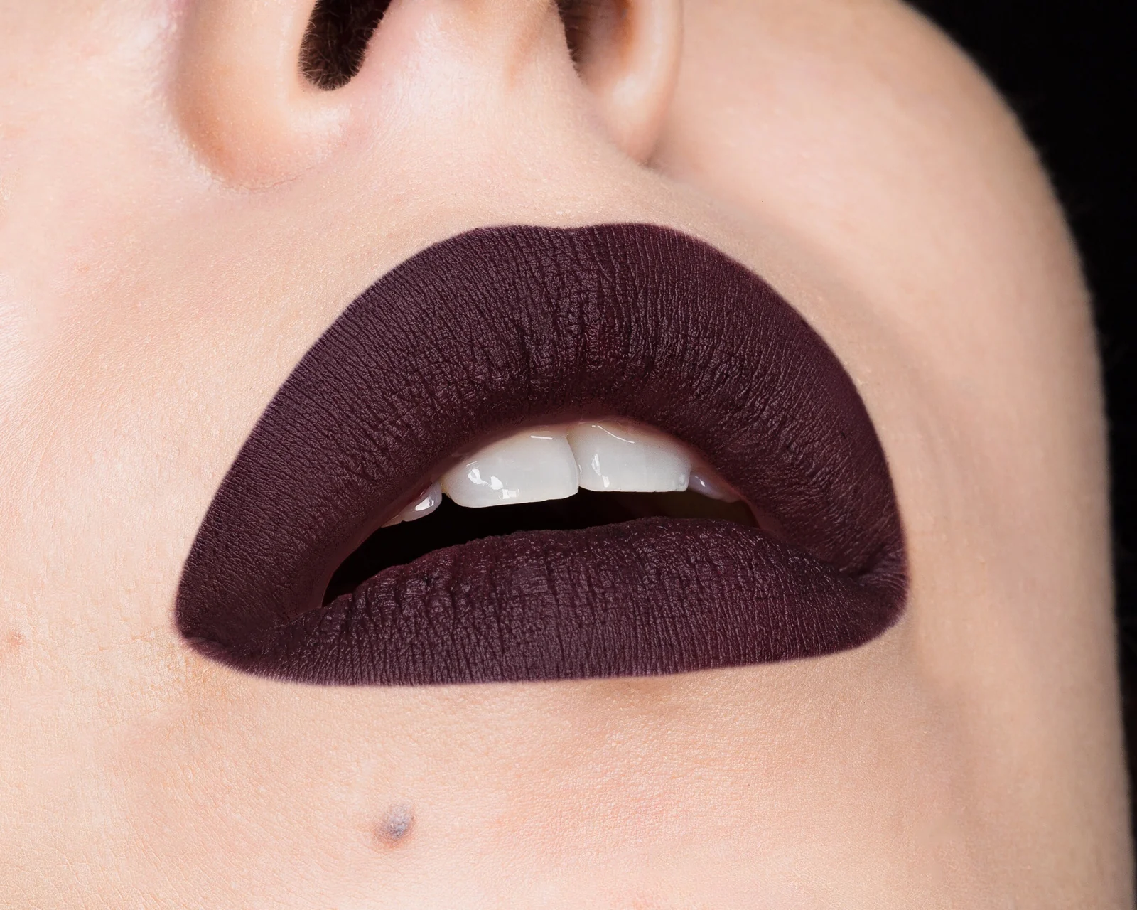 Afterparty Matte Lips (016, Lights Downlow)