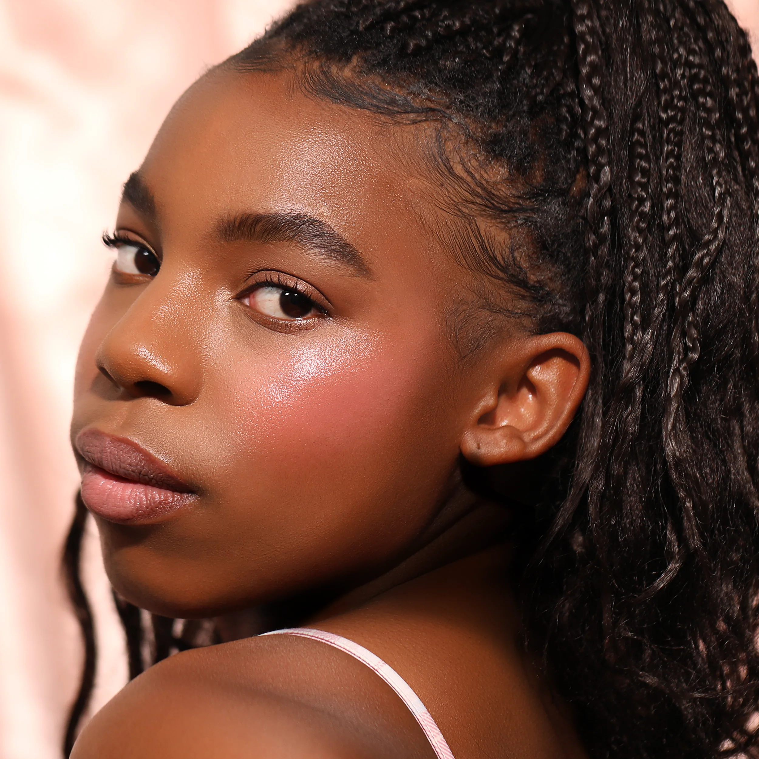 162-Love-Steady-Liquid-Blush-016-Dreamboat-4.webp Love Steady Liquid Blush (016, Dreamboat)