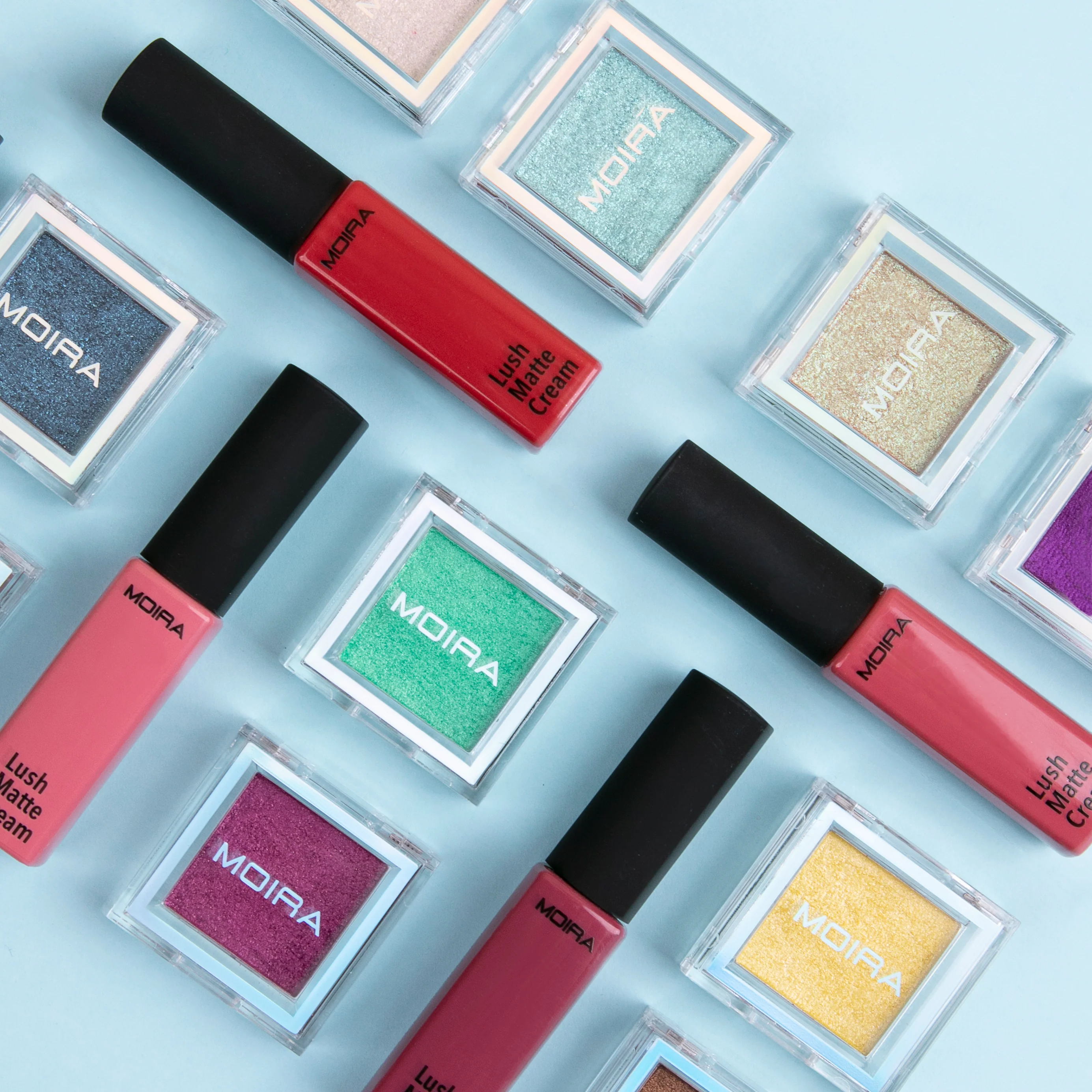 379-Lucent-Cream-Shadow-013-Andromeda-3.webp Lucent Cream Shadow (013, Andromeda)