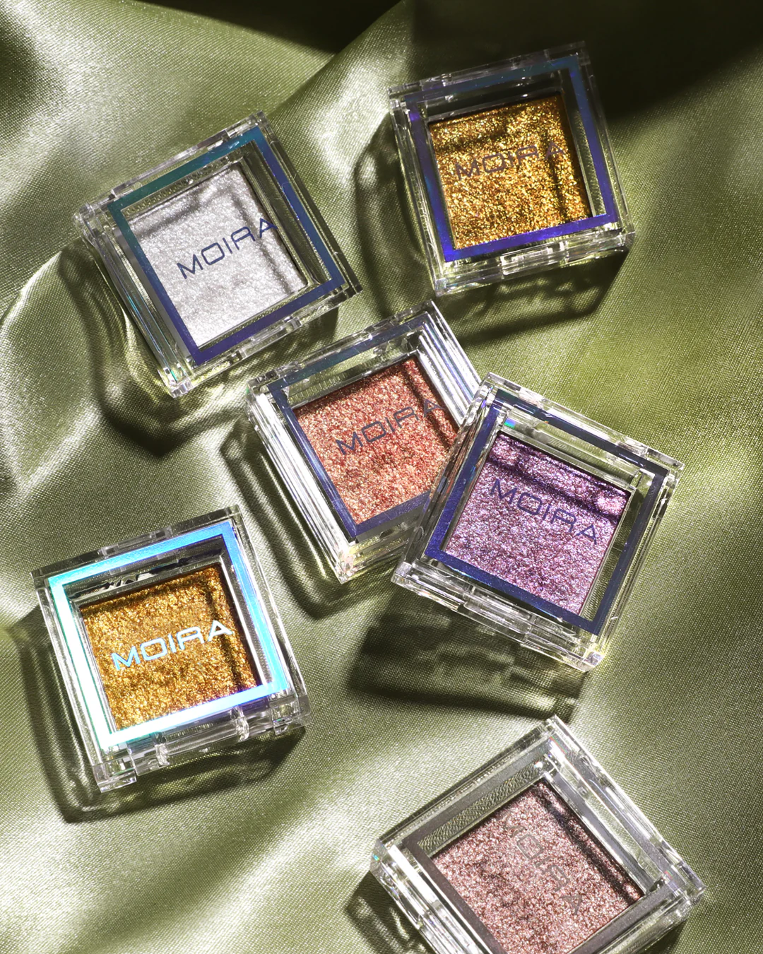 402-Lucent-Cream-Shadow-025-Starlight-5.webp Lucent Cream Shadow (025, Starlight)