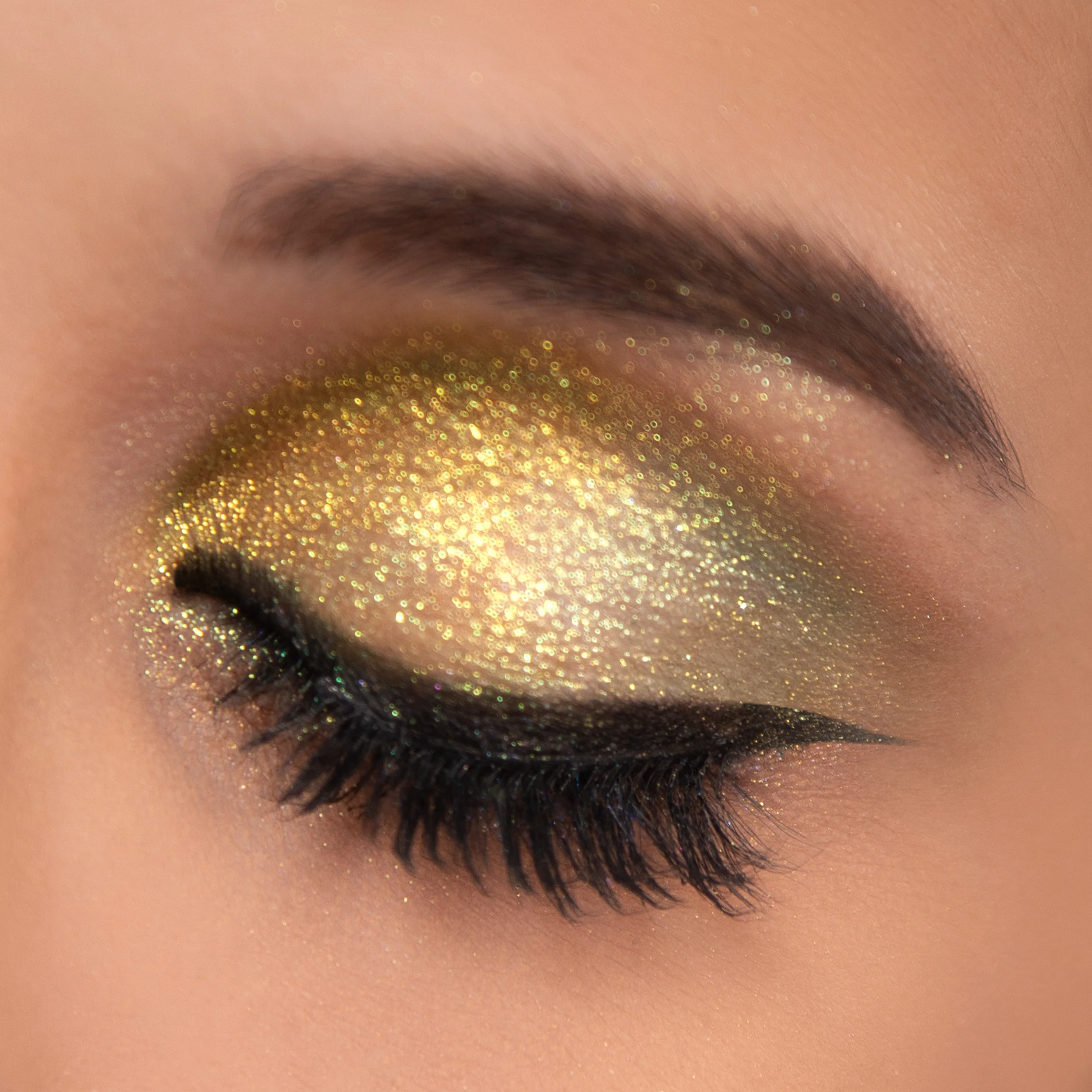 576-Starstruck-Chrome-Loose-Powder-008-Comet-Cuddles-3.webp Starstruck Chrome Loose Powder (008, Comet Cuddles)