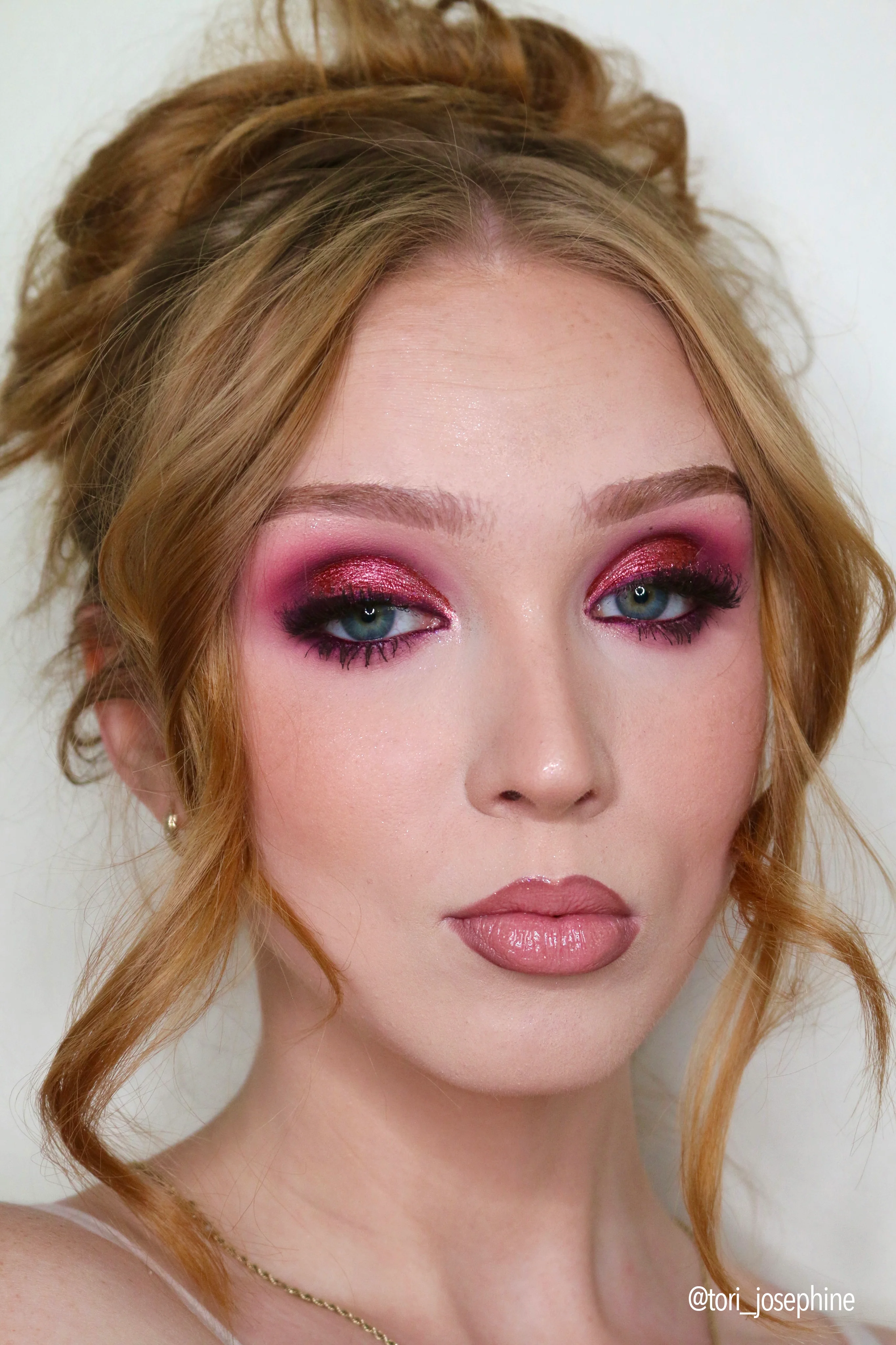 Diamond Daze Liquid Shadow (031, Utopia)