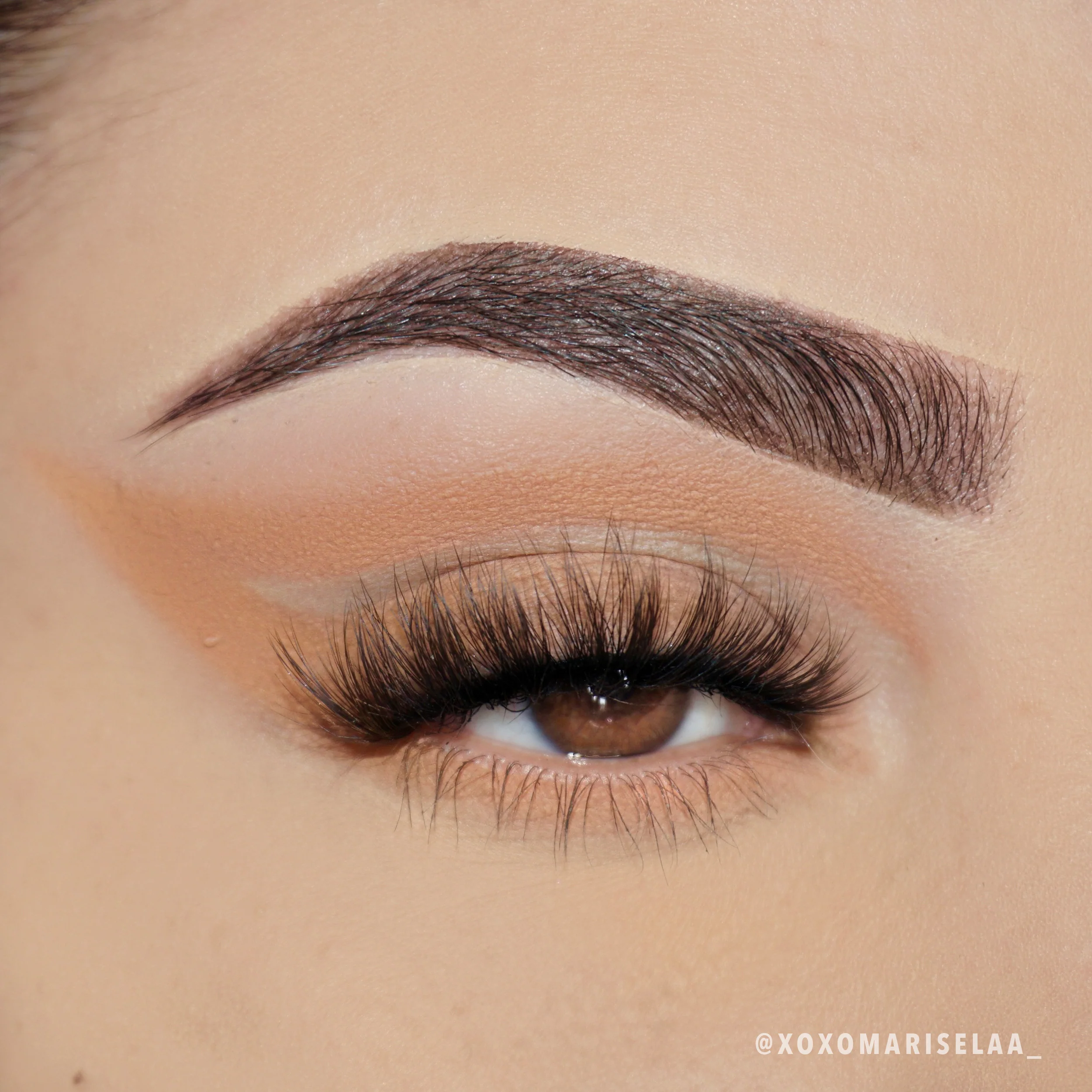 At Glance Stick Shadow (002, Warm Vanilla)