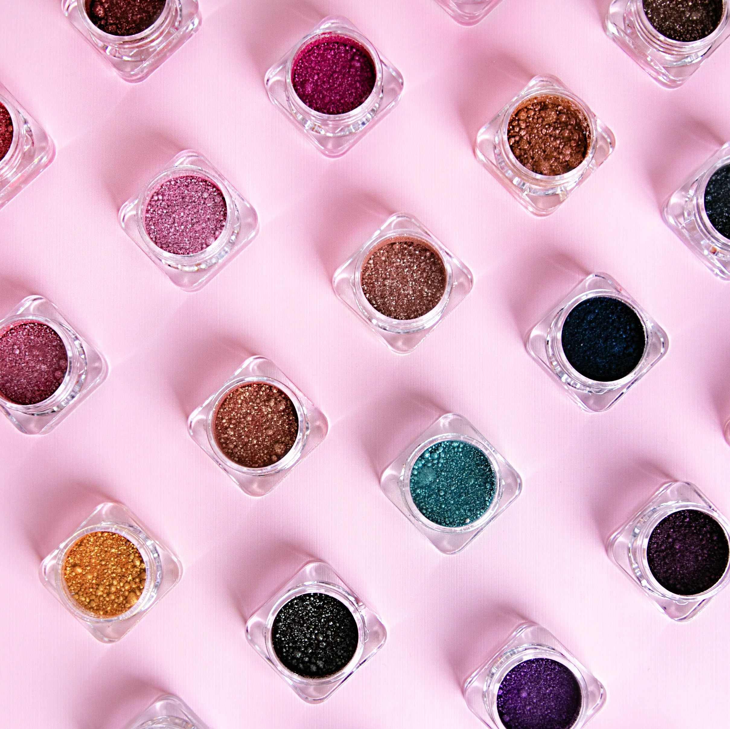 665-Loose-Control-Pigment-010-Night-Paradise-3.webp Loose Control Pigment (010, Night Paradise)