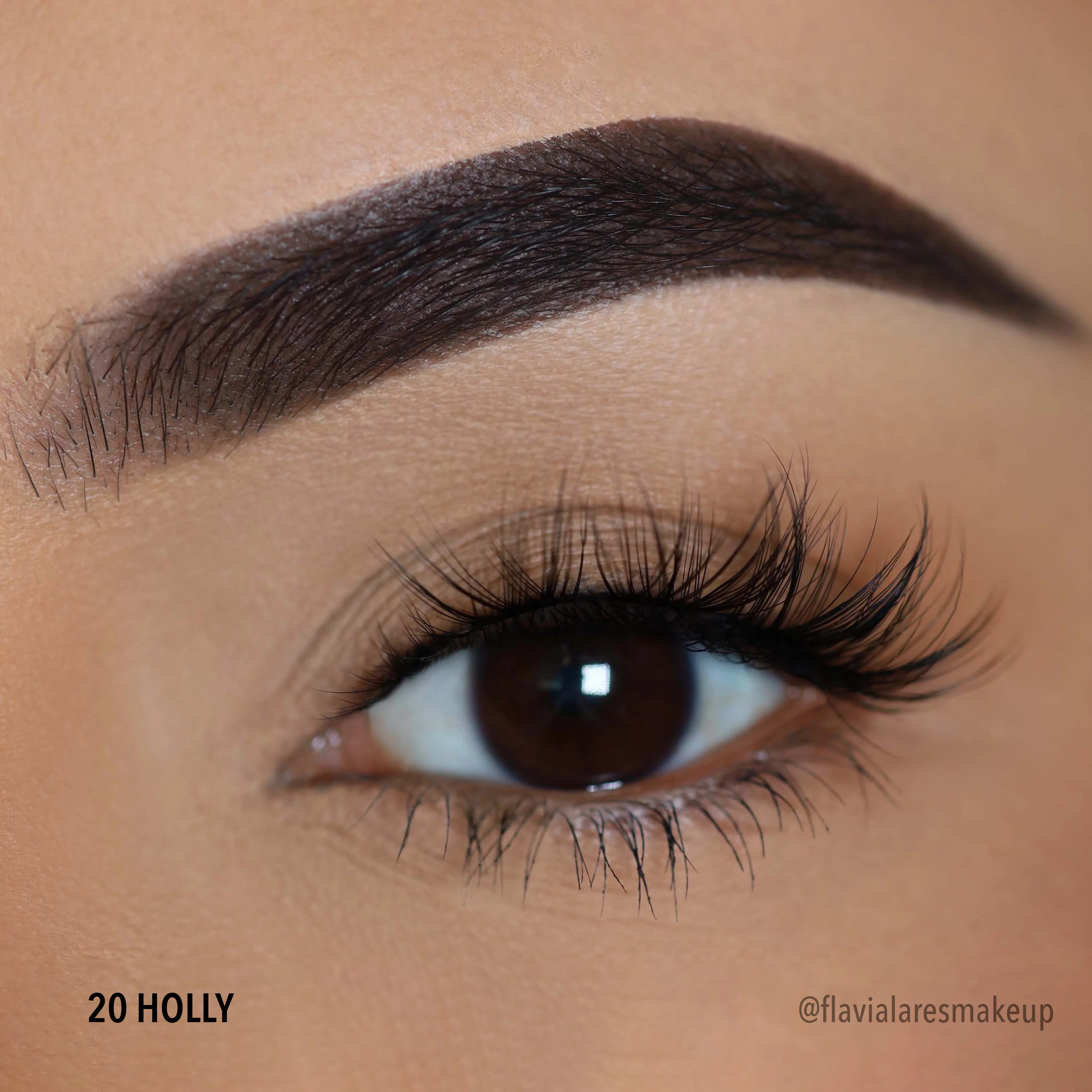 Natural Effect Bionic Vegan Faux Lashes (020, Holly)